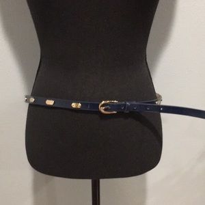 New York and Company Skinny Belt